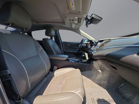 Used 2016 Chevrolet Impala LTZ w/ Enhanced Convenience Package FWD image 37