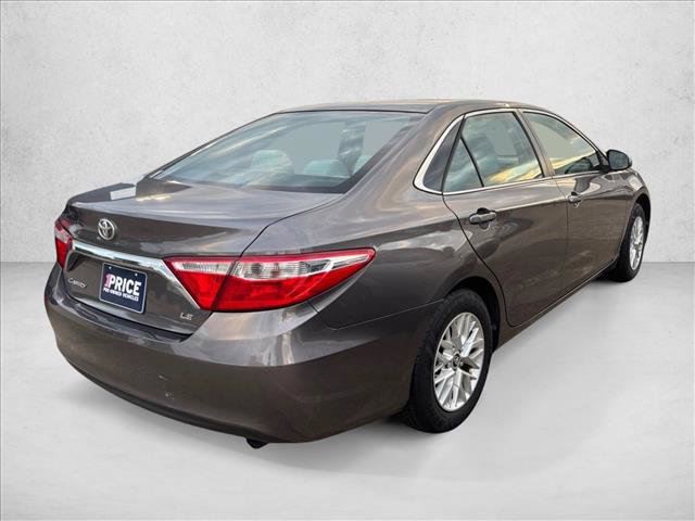 Used 2017 Toyota Camry LE FWD image 4