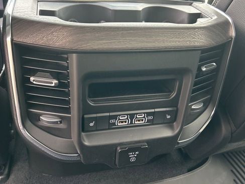 New 2026 RAM 1500 Laramie AWD/4WD image 19