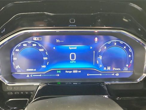 Used 2024 Chevrolet Silverado 1500 LT image 24