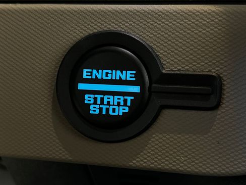 Used 2024 Ford Bronco Wildtrak image 23