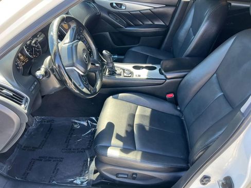 Used 2019 INFINITI Q50 Luxe image 5