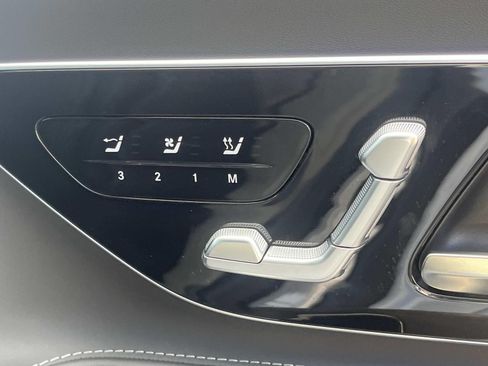 Used 2025 Mercedes-Benz SL 63 AMG S e Performance 4MATIC image 18