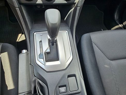 Used 2023 Subaru Crosstrek 2.0i AWD/4WD image 7