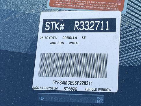 Certified 2025 Toyota Corolla SE image 36