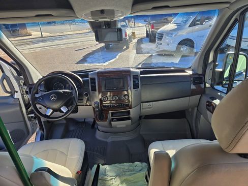 Used 2016 Mercedes-Benz Sprinter 3500 image 23