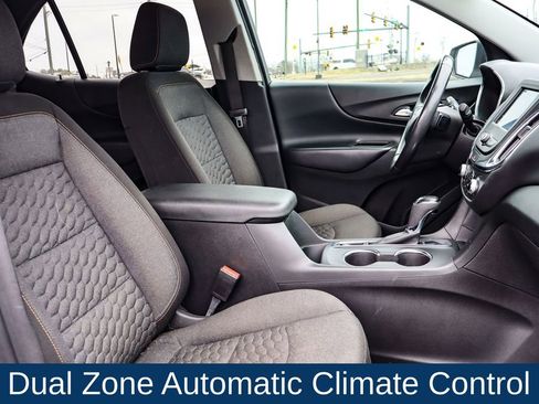 Used 2021 Chevrolet Equinox LT image 15