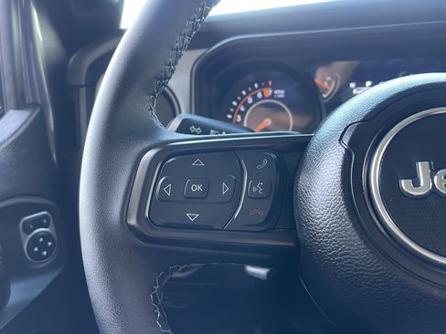 New 2026 Jeep Gladiator Sport AWD/4WD image 35