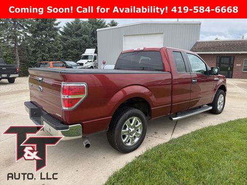 Used 2014 Ford F150 XLT w/ XLT Chrome Package RWD image 2