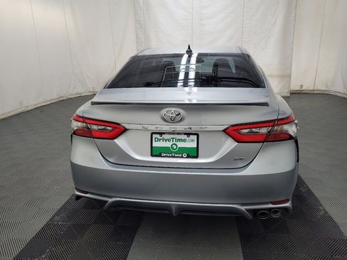 Used 2018 Toyota Camry SE image 7