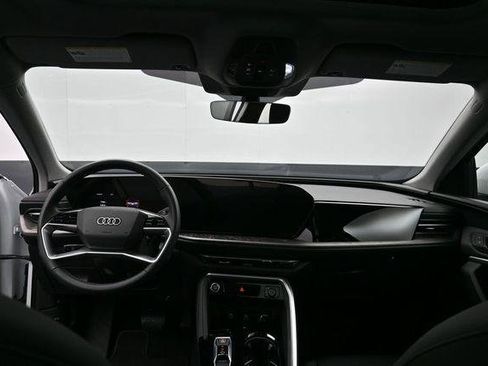 Certified 2025 Audi Q5 Premium w/ Convenience Package AWD/4WD image 28