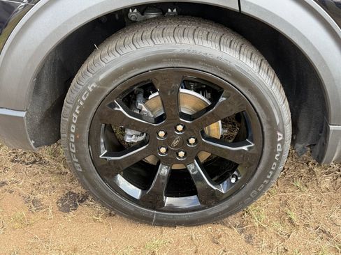 Certified 2023 Ford Explorer ST-Line w/ Class IV Trailer Tow Package RWD image 36