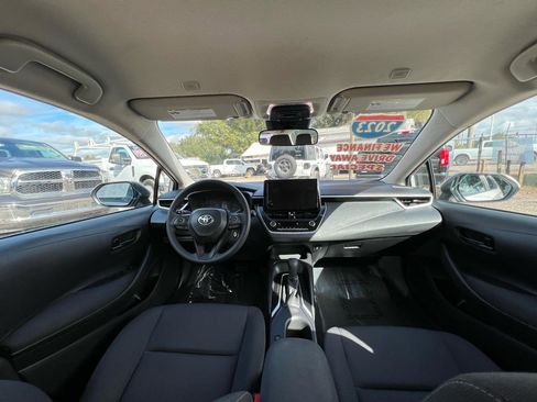 Used 2023 Toyota Corolla LE FWD image 25
