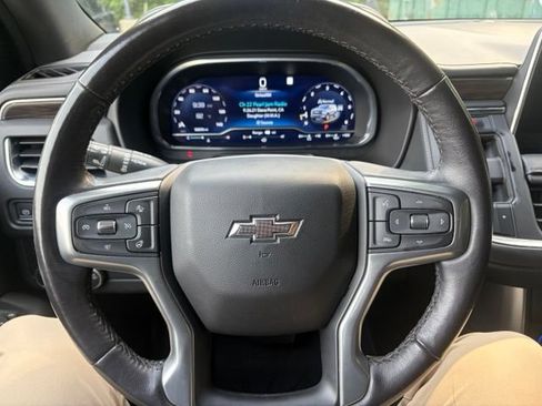 Used 2023 Chevrolet Tahoe Z71 w/ Luxury Package AWD/4WD image 37