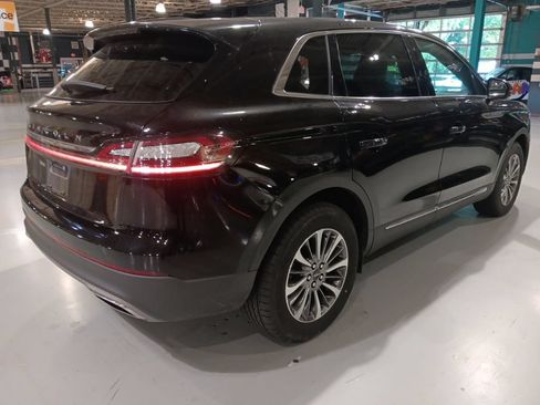 Used 2023 Lincoln Nautilus Reserve AWD/4WD image 9