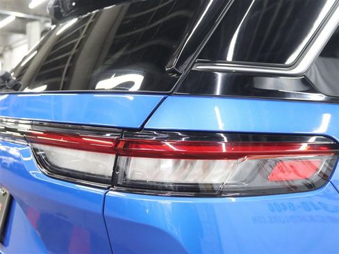 Used 2023 Jeep Grand Cherokee Summit AWD/4WD image 27