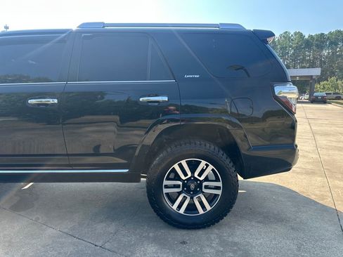 Used 2016 Toyota 4Runner Limited image 31