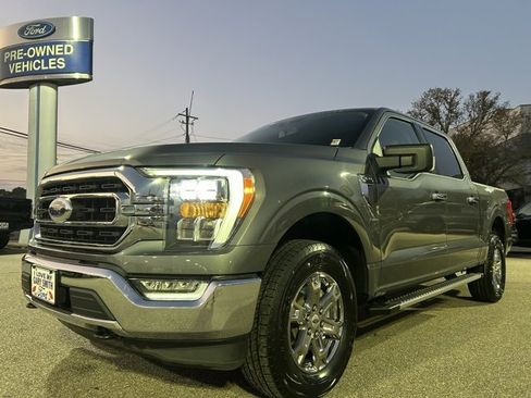 Certified 2022 Ford F150 XLT w/ Equipment Group 302A High image 4