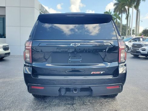 Used 2024 Chevrolet Suburban RST w/ Luxury Package AWD/4WD image 6