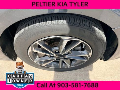 Certified 2023 Kia Forte LXS w/ LXS Technology Package image 15