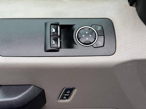 Used 2017 Ford F150 XL w/ Equipment Group 101A Mid RWD image 16