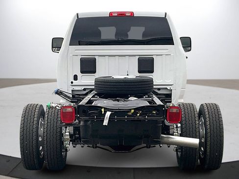 New 2026 RAM 4500 Tradesman w/ Chrome Appearance Group image 7