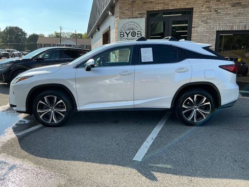 Used 2019 Lexus RX 350 FWD w/ Navigation Package image 2
