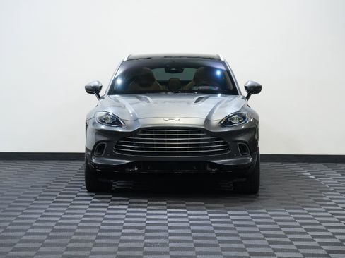 Used 2021 Aston Martin DBX AWD/4WD image 4