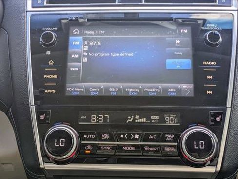 Used 2018 Subaru Outback 2.5i Premium image 16