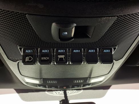 Used 2018 Ford F150 Raptor w/ Equipment Group 801A Mid AWD/4WD image 22