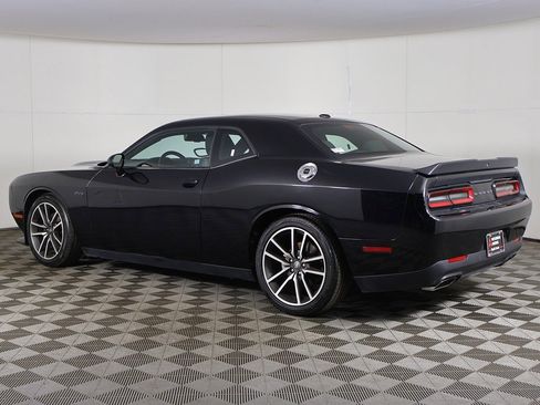 Used 2023 Dodge Challenger R/T image 6