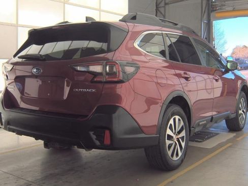 Certified 2022 Subaru Outback Premium image 5