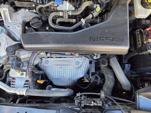 Used 2017 Nissan Rogue SV image 21