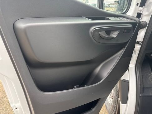New 2025 Mercedes-Benz Sprinter 2500 image 10
