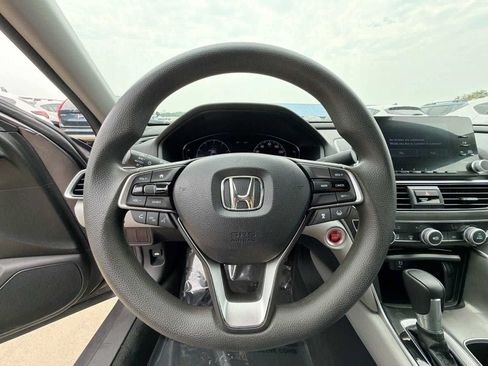 Used 2020 Honda Accord LX image 19