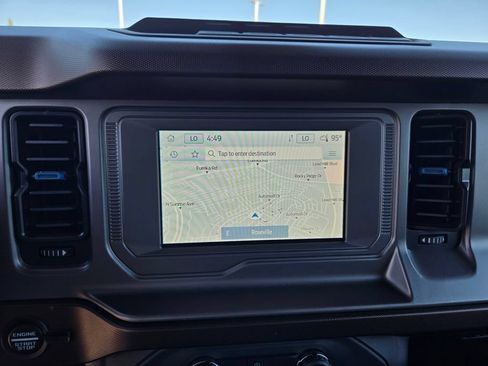 Used 2022 Ford Bronco Outer Banks w/ Sasquatch Package AWD/4WD image 21