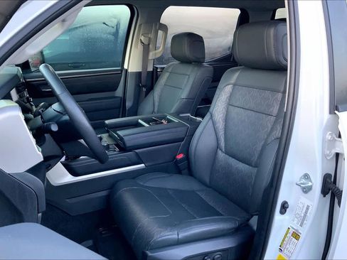 Used 2024 Toyota Tundra SR5 w/ SR5 Premium Package AWD/4WD image 7