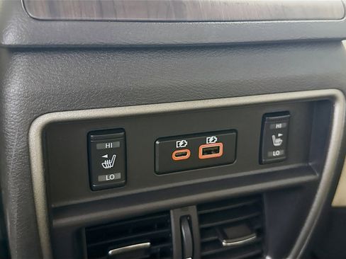 Used 2024 Nissan Murano Platinum w/ Cargo Package image 31