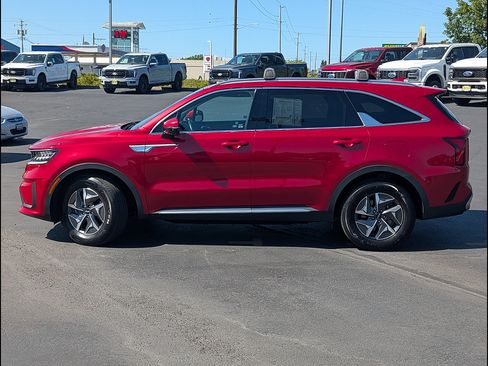 Used 2022 Kia Sorento S AWD/4WD image 9