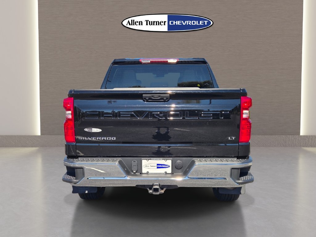 Used 2023 Chevrolet Silverado 1500 LT AWD/4WD image 7