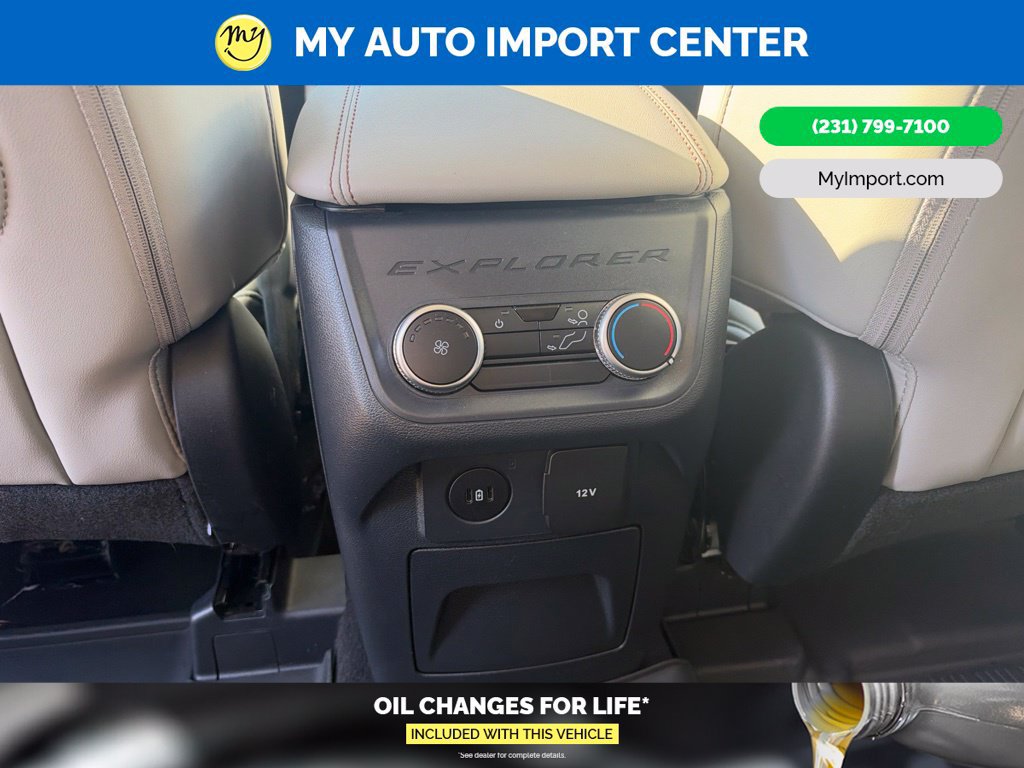 Used 2025 Ford Explorer Active w/ Active Comfort Package AWD/4WD image 25