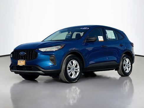 Certified 2023 Ford Escape AWD image 13