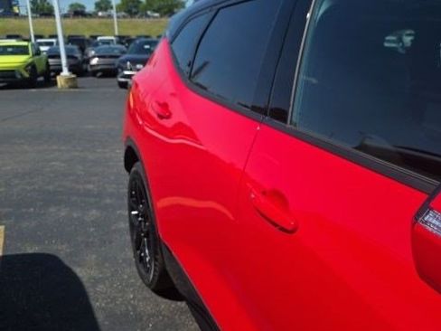 Used 2023 Chevrolet Blazer RS w/ Driver Confidence II Package FWD image 4