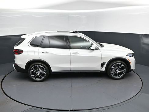 New 2026 BMW X5 sDrive40i image 35