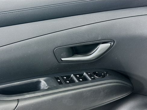 Used 2025 Hyundai Tucson SEL FWD image 15