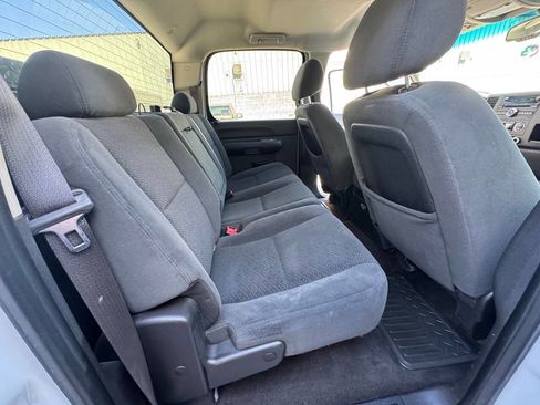 Used 2008 Chevrolet Silverado 2500 LT w/ 1LT Convenience Package image 38