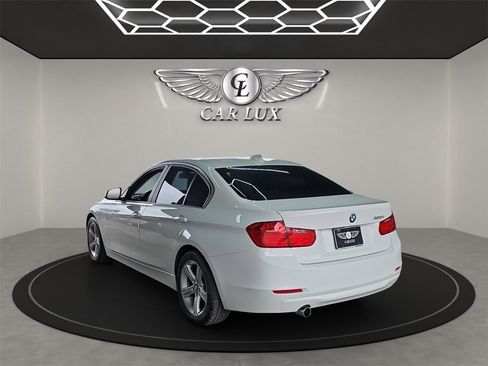 Used 2015 BMW 320i Sedan image 4