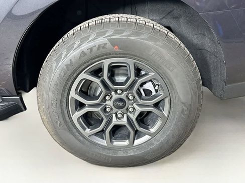 New 2026 Ford Expedition Active image 8