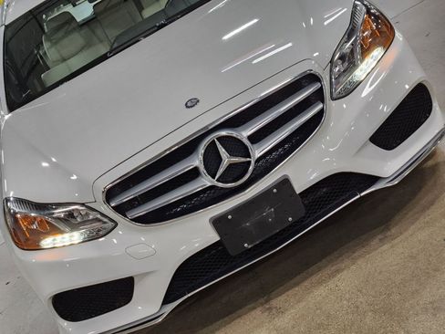 Used 2014 Mercedes-Benz E 350 4MATIC Luxury Wagon image 19
