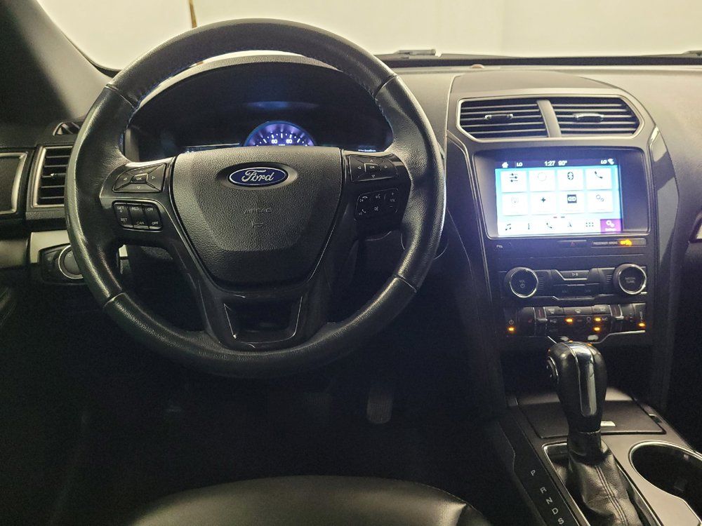 Used 2019 Ford Explorer XLT w/ Equipment Group 202A FWD image 22